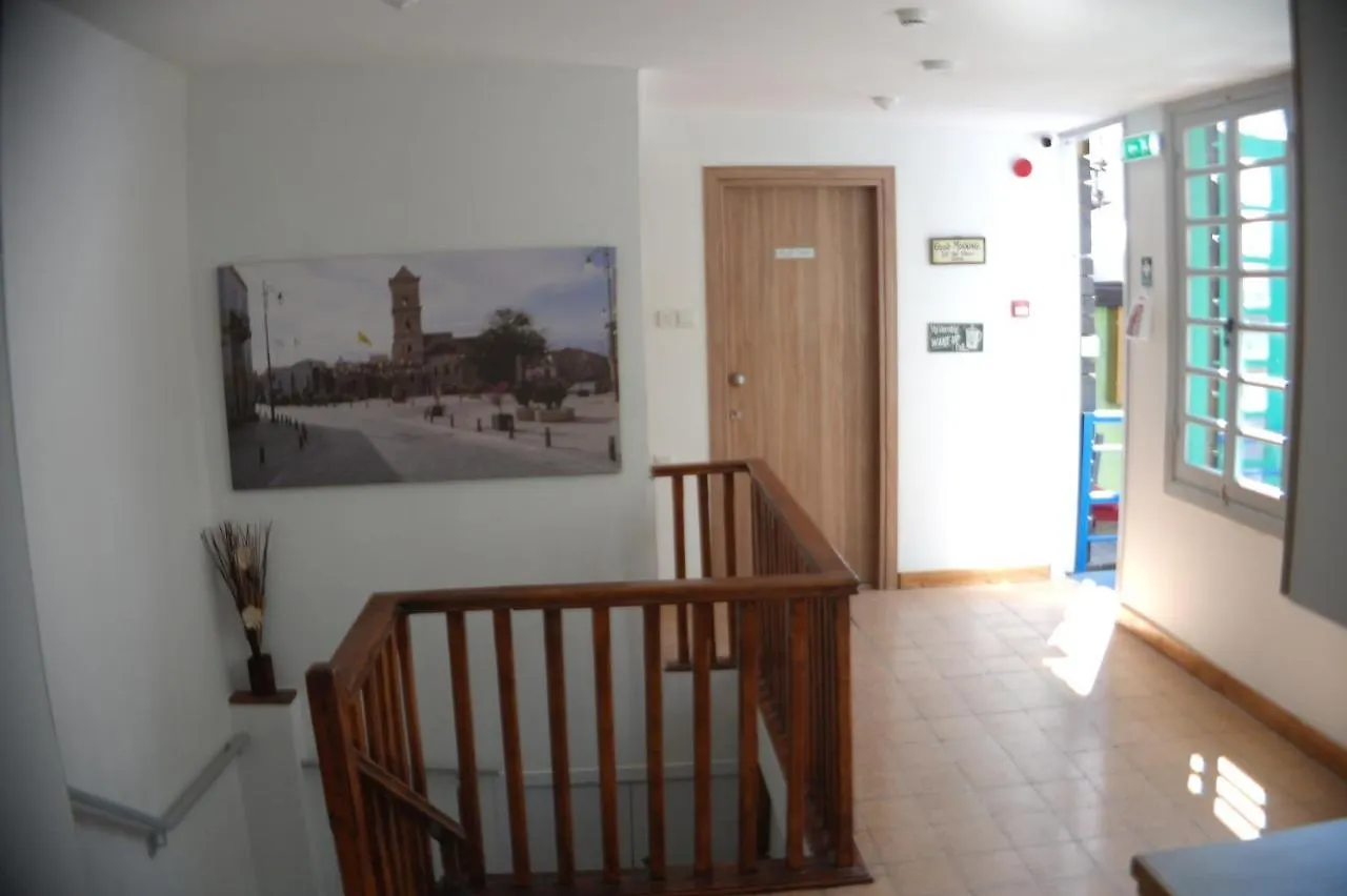 Harrys Inn Guesthouse Larnaka